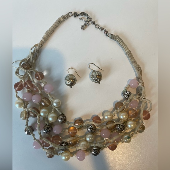 💎 **Vintage Liz Claiborne Multi-Strand Necklace & Matching Earrings** 💎 - Picture 7 of 9